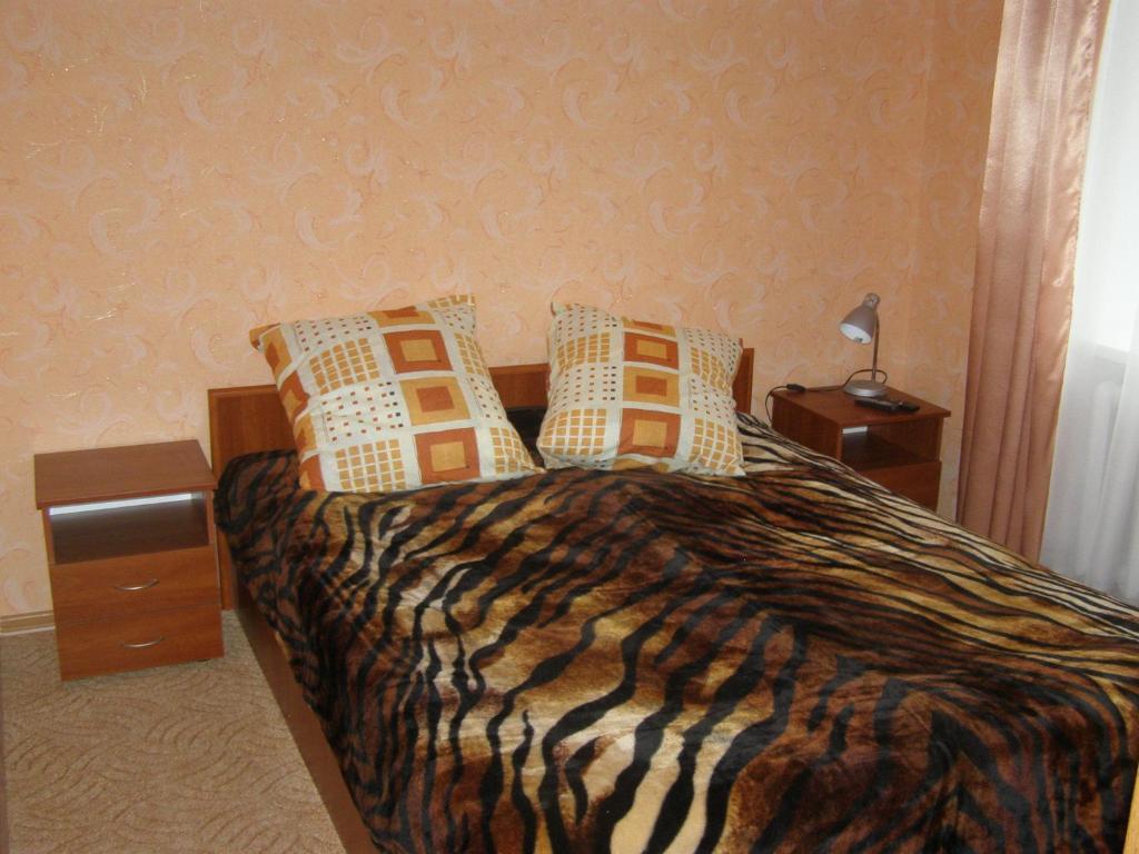 Adler Hotel Kiev Rum bild
